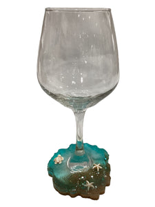 Beachy Wine Glass with Built-In Coaster - Aqua w/Starfish & Sea Turtle