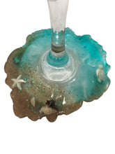Beachy Wine Glass with Built-In Coaster - Aqua w/ Turtle & Starfish