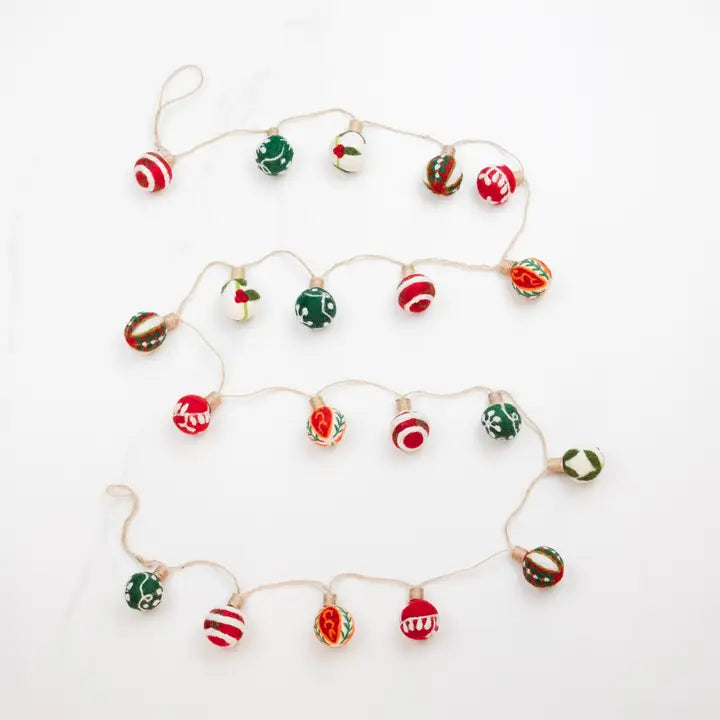 Christmas Garland - Embroidered Balls