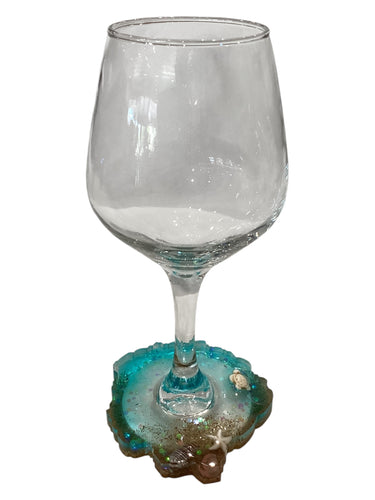 Beachy Wine Glass with Built-In Coaster - Aqua w/ Turtle & Starfish