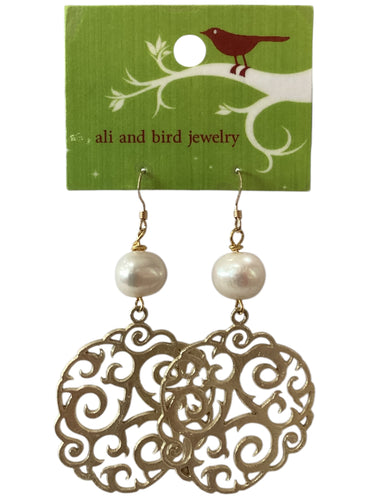 Filigree Earrings with Baroque Pearl - Gold