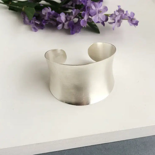 Concave Cuff - Silver