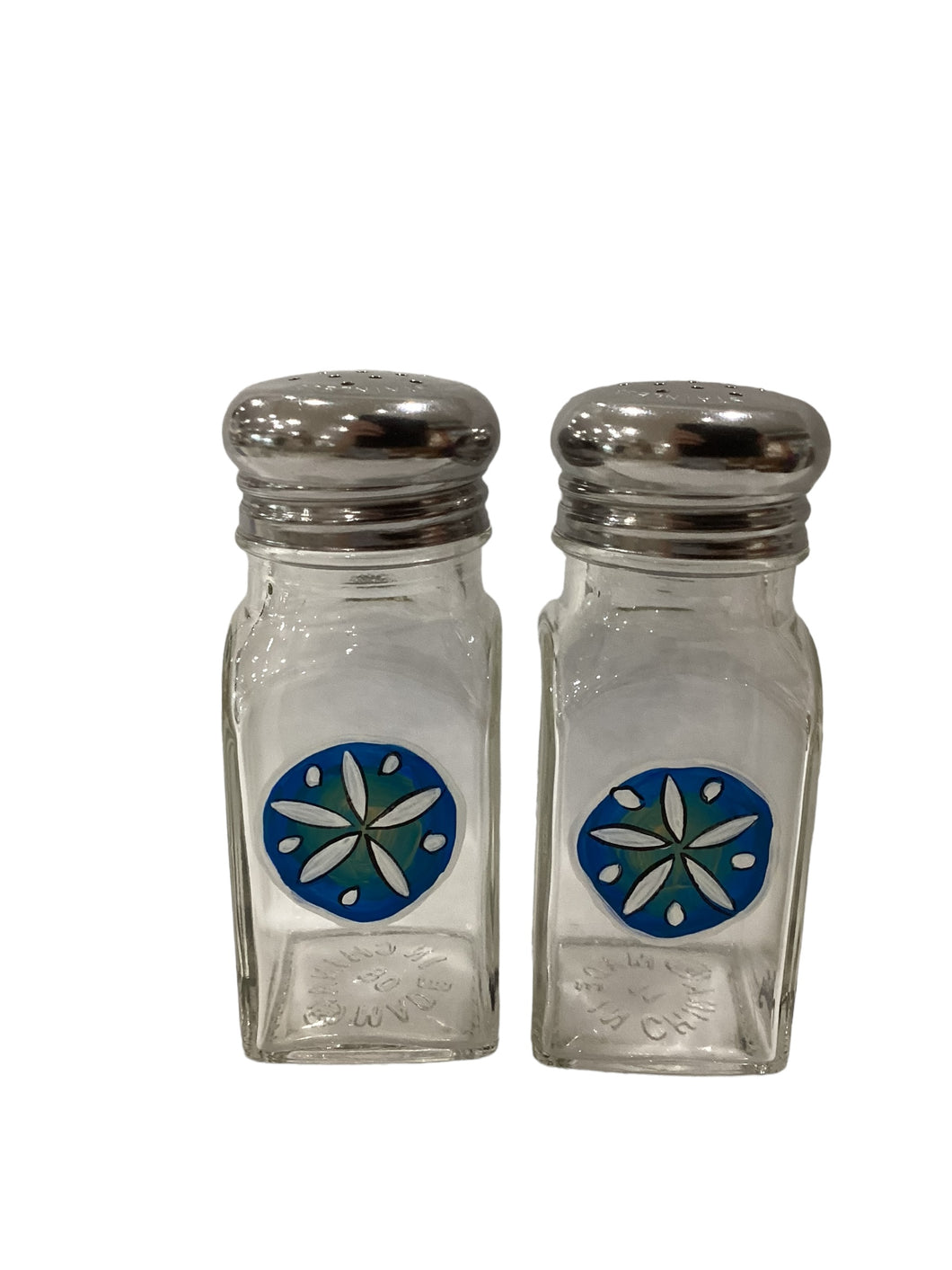 Salt & Pepper Shakers Set - Sanddollar