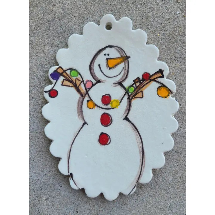 Scalloped Ornament - Snowman Lights