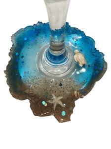 Beachy Wine Glass with Built-In Coaster - Blue w/ Turtle & Starfish