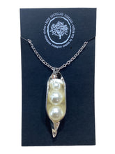 Silverplate Pea Pod Necklace