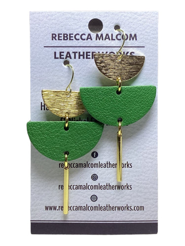 Half Moon w/ Bar Earrings - Kelly Green