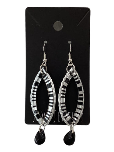 Black/Silver Leaf-Shape Earrings