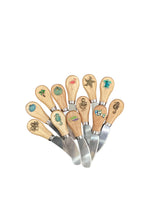 Coastal Spreader - Multiple Charms
