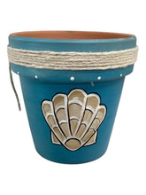 Clay Pot - Scallop Shell