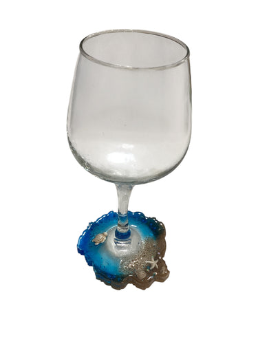 Beachy Wine Glass with Built-In Coaster - Blue w/Turtle & Starfish