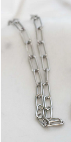 Silver Chunky Paperclip Necklace - 18