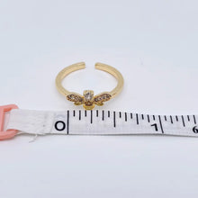 Cubic Zirconia Bee Ring - Adjustable