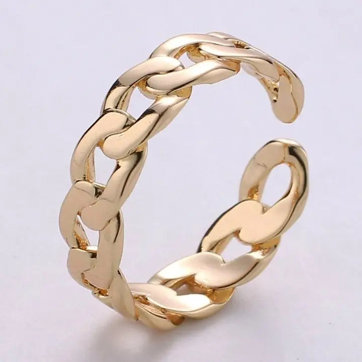 Gold Curb Chain Ring