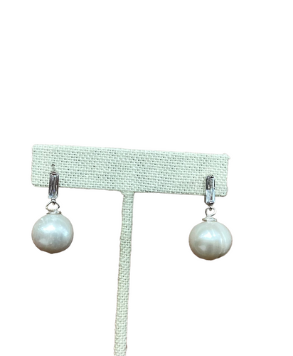 Mother of Pearl with Diamond Baguettes Earrings